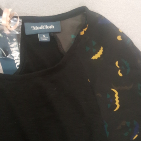 Halloween raglan top-Modcloth - Picture 3 of 6